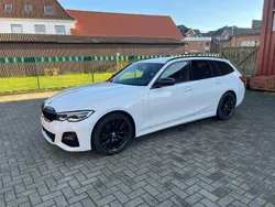 Weiß Gebraucht 2020 BMW 320 M Sport Kombi | 23.250 € (Guter Preis)