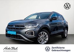 Grau (indiumgrau metallic/schwarz) Gebraucht 2024 VW T-Roc Pro SUV | 29.740 € (Fairer Preis)