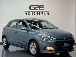 Blau Gebraucht 2017 Hyundai i20 GO! Limousine | 9.690 € (Fairer Preis)