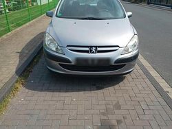 Silber Gebraucht 2004 Peugeot 307 Kombi | 1.499 € (Fairer Preis)
