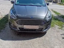 Grau Gebraucht 2019 Ford S-MAX S Van / Kleinbus | 19.990 € (Fairer Preis)