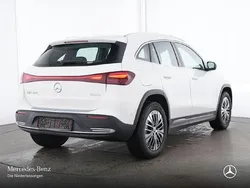 Weiß Gebraucht 2024 Mercedes EQA300 Advanced SUV | 33.890 € (Guter Preis)