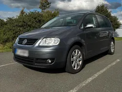 Silber Gebraucht 2005 VW Touran Van / Kleinbus | 3.250 € (Teuer)