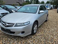 Silber Gebraucht 2007 Honda Accord Comfort Limousine | 3.790 € (Etwas zu teuer)