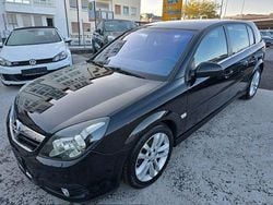 Schwarz Gebraucht 2006 Opel Signum Sport Kombi | 3.190 € (Etwas zu teuer)
