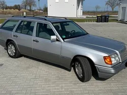 Silber Gebraucht 1995 Mercedes E220 Sportline Kombi | 8.490 €