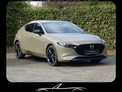 Zircon sand Neu 2025 Mazda 3 Homura-Line Limousine | 29.150 € (Guter Preis)