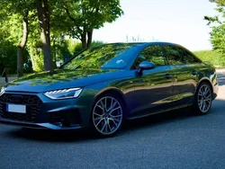 Grau Gebraucht 2024 Audi A4 Competition Limousine | 37.999 € (Guter Preis)