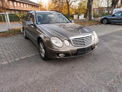Braun Gebraucht 2007 Mercedes E280 Elegance Kombi | 5.900 € (Fairer Preis)