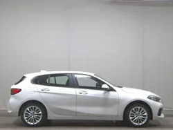 Weiss Gebraucht 2021 BMW 120 Advantage Kleinwagen | 18.480 € (Superpreis)