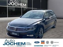 Silber Gebraucht 2023 VW Passat Elegance Kombi | 32.333 € (Teuer)