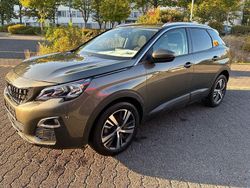 Grau Gebraucht 2019 Peugeot 3008 SUV | 14.990 € (Superpreis)