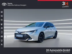 Silber Gebraucht 2021 Toyota Corolla Sport Limousine | 24.990 € (Etwas zu teuer)