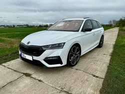 Weiß Gebraucht 2021 Skoda Octavia RS Kombi | 33.300 € (Etwas zu teuer)