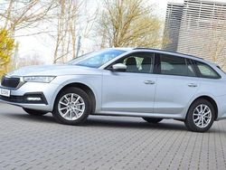 Silber Gebraucht 2021 Skoda Octavia Ambition Kombi | 15.580 € (Guter Preis)