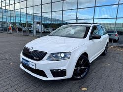 Weiß Gebraucht 2015 Skoda Octavia RS Kombi | 14.990 € (Fairer Preis)