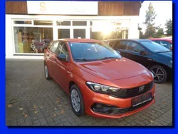 Flame orange Neu 2024 Fiat Tipo Life Kombi | 19.990 € (Guter Preis)