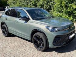 Weiß Gebraucht 2024 VW Tiguan R-line SUV | 42.000 € (Fairer Preis)