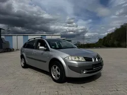 Grau Gebraucht 2007 Renault Mégane II Authentique Limousine | 2.499 € (Fairer Preis)