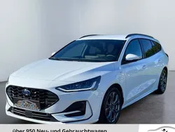 Weiß Neu 2025 Ford Focus ST-Line Kombi | 28.480 € (Guter Preis)