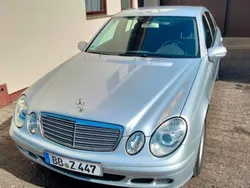 Silber Gebraucht 2006 Mercedes E200 Classic Limousine | 4.900 €
