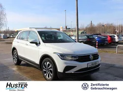 Weiß Gebraucht 2022 VW Tiguan Active SUV | 27.770 € (Fairer Preis)