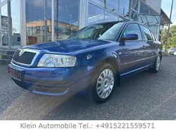 Nightfireblau metallic Gebraucht 2003 Skoda Superb Limousine | 2.999 € (Fairer Preis)