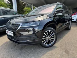 Schwarz Gebraucht 2021 Skoda Karoq Style SUV | 19.999 €
