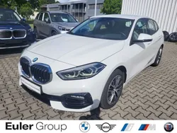 Weiss Gebraucht 2021 BMW 120 Sport Line Kleinwagen | 23.477 € (Fairer Preis)