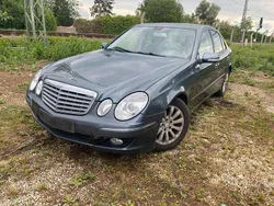 Grau Gebraucht 2008 Mercedes E220 Elegance Limousine | 4.400 € (Superpreis)