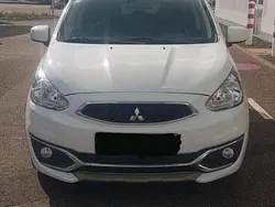 Weiß Gebraucht 2018 Mitsubishi Space Star Kleinwagen | 4.950 € (Fairer Preis)