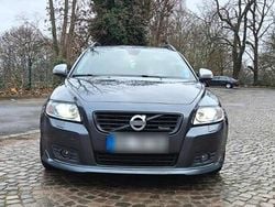 Grau Gebraucht 2011 Volvo V50 R-Design Pro Kombi | 4.950 € (Etwas zu teuer)