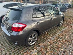 Grau Gebraucht 2012 Toyota Auris Executive Kleinwagen | 8.600 € (Fairer Preis)