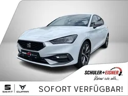 Weiß Neu 2025 Seat Leon FR Limousine | 33.990 € (Teuer)