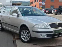 Silber Gebraucht 2006 Skoda Octavia Ambiente Kombi | 1.990 € (Guter Preis)
