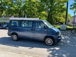 Blau Gebraucht 1994 VW T4 Van | 12.000 €