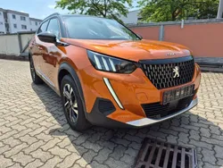 Orange Gebraucht 2023 Peugeot 2008 GT-line SUV | 19.800 € (Guter Preis)