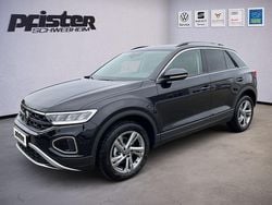 Gebraucht 2024 VW T-Roc Life SUV | 32.590 € (Etwas zu teuer)