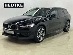 Schwarz Gebraucht 2023 Volvo V60 CC Plus Kombi | 39.990 € (Fairer Preis)