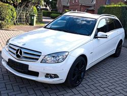 Weiß Gebraucht 2009 Mercedes C180 Kombi | 6.000 €