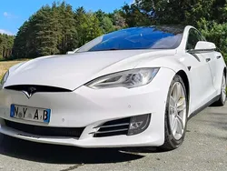 Weiß Gebraucht 2015 Tesla Model S Performance Limousine | 24.500 € (Fairer Preis)