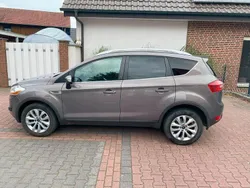 Braun Gebraucht 2012 Ford Kuga Champions Edition SUV | 4.950 € (Guter Preis)