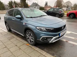 Ozean blau Gebraucht 2022 Fiat Tipo Cross Kombi | 24.990 € (Teuer)