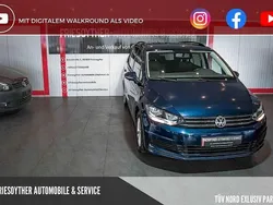 Blau Gebraucht 2016 VW Touran Comfortline Van / Kleinbus | 16.990 € (Fairer Preis)