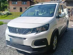 Weiß Gebraucht 2021 Peugeot Rifter Van / Kleinbus | 25.200 € (Teuer)