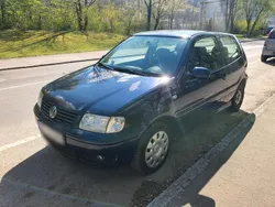 Blau Gebraucht 2000 VW Polo Kleinwagen | 500 € (Guter Preis)