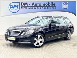 Schwarz Gebraucht 2011 Mercedes E200 Elegance Kombi | 13.990 € (Etwas zu teuer)