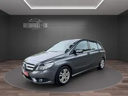 Grau Gebraucht 2013 Mercedes B180 Van / Kleinbus | 9.990 € (Fairer Preis)