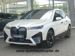 Weiß Gebraucht 2023 BMW iX Sport Line SUV | 64.900 € (Fairer Preis)