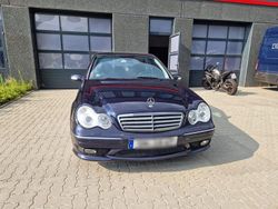 Blau Gebraucht 2006 Mercedes C200 Avantgarde Limousine | 3.300 € (Guter Preis)